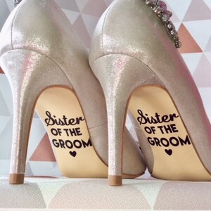 Schwester des Bräutigams Brautparty Hochzeit Schuh Aufkleber Vinyl Aufkleber Brautjungfer etwas Blaues Geschenk Dekoration Personalisiert Maßgeschneidert