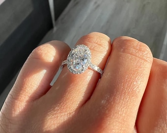 2ct Oval Cut Moissanite Engagement Ring, Oval Halo Moissanite Ring, 14k Solid Gold Ring, Anniversary Gift Ring, Bridal Ring, Daily Ring