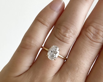 Ovale verlovingsring van 1,00 ct - 5,5 ct. Sterling zilveren diamanten verlovingsring. Klassieke ovale Solitaire-ring. Trouwring. Jubileumring