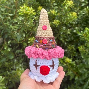 Clown Eiswaffel häkeln Plüsch