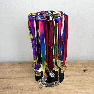 Running medal holder, custom medal hanger, race medal display, metal ribbon organizer, gift for runners, trophy display, sports room decor