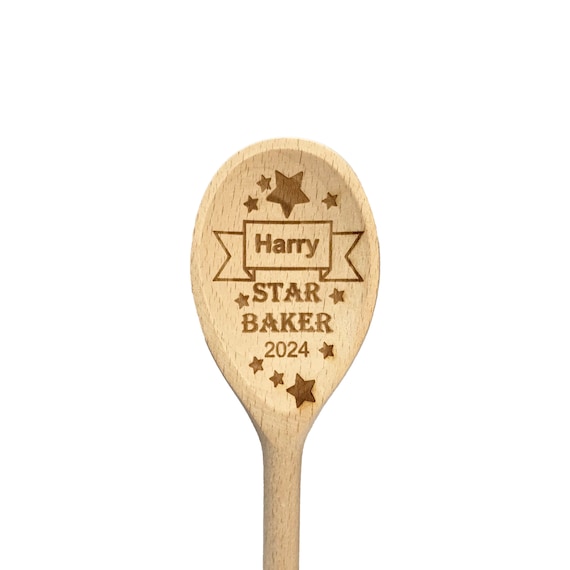 Cucchiaio Di Legno Personalizzato Con Incisione – Stella Baker, Qualsiasi Nome O Testo, Lunghezza 30 Cm - 2