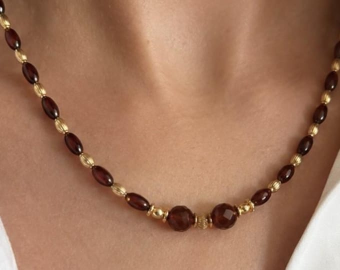 Necklaces made of natural pearls and faceted glass beads | Elegant Boho Chic Necklace | Handmade Women's Jewelry