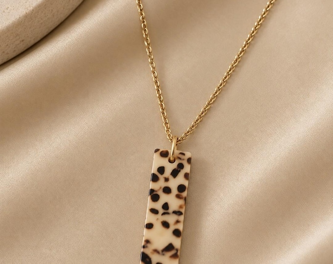 Acetate Leopard Print Pendant Necklace | Gold Plated 316L Stainless Steel Necklace | Chic Minimalist Women's Jewelry
