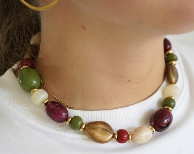 Boho Chic Multicolor Resin Bead Necklace – Gift Idea for Women