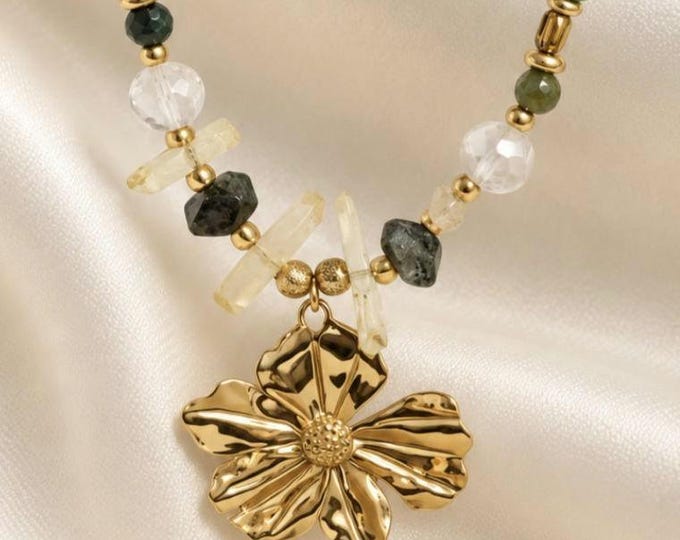 Natural stone necklace, aventurine and natural crystal – Gold flower – Handmade boho chic jewelry