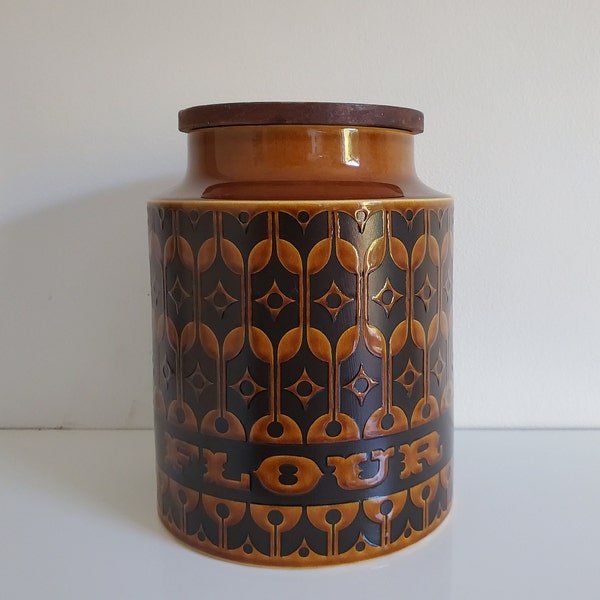 Hornsea Heirloom Flour Jar with Wooden Lid