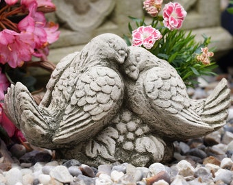 Love Doves Stone Statue | Garden Bird Ornament Decorative Animal Sculpture Wedding Engagement Decoration Gift