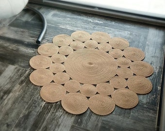 Wicker Jute Flower Patterned Kilim Carpet