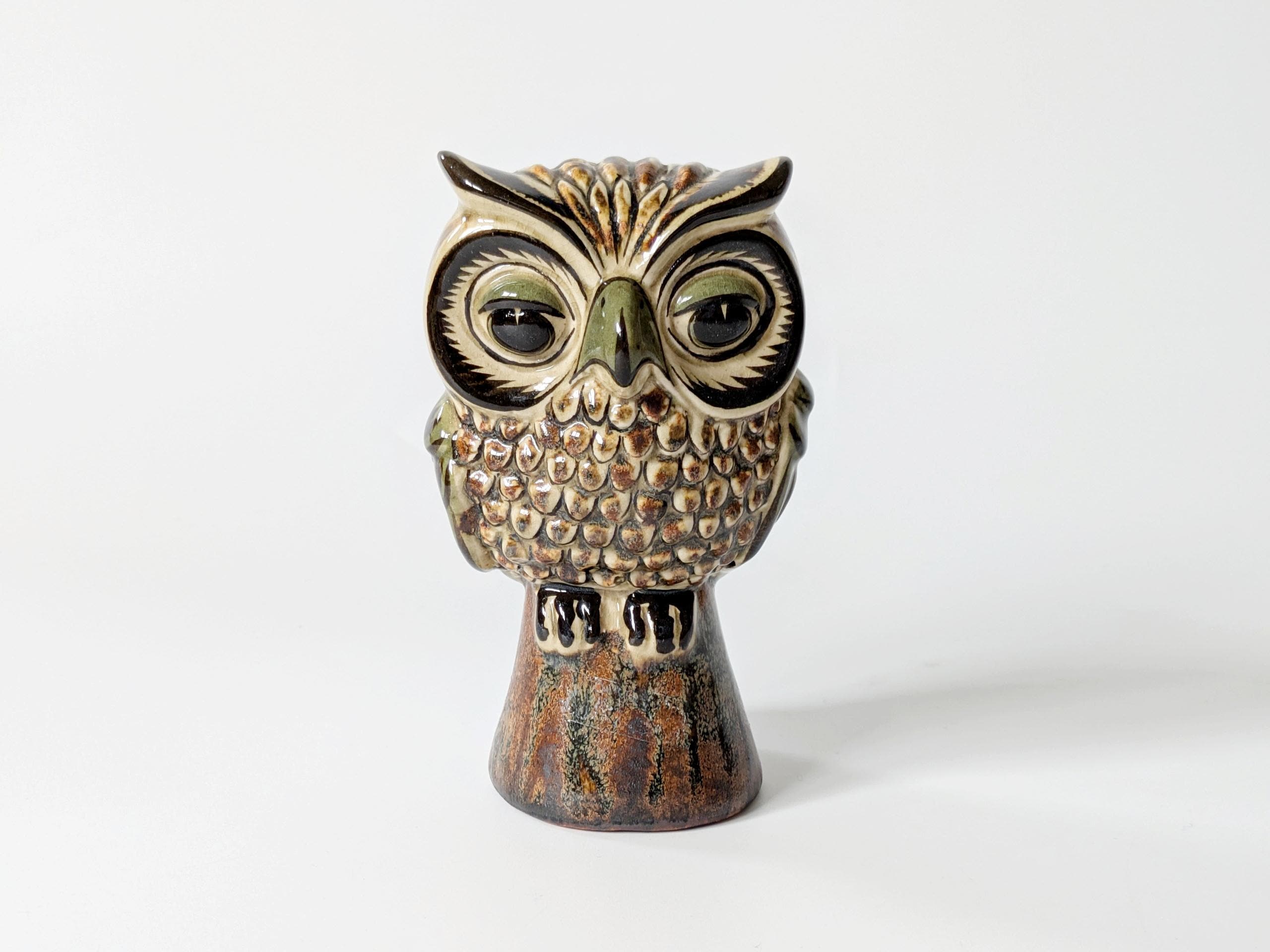 Midcentury Mexican Ceramic Owl by Carlos Villanueva, Handpainted Figurine, Signed, 1960s