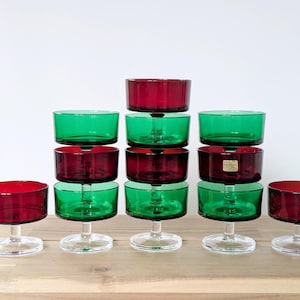 Val av 6 Luminarc-sorbetkoppar från Midcentury: Rubinröd eller skogsgrön, franskt glasglas