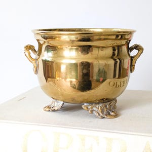 Cache-Pot Laiton Vintage Sur Pieds Ornés et Anses à Volutes Pot à Plante Verte