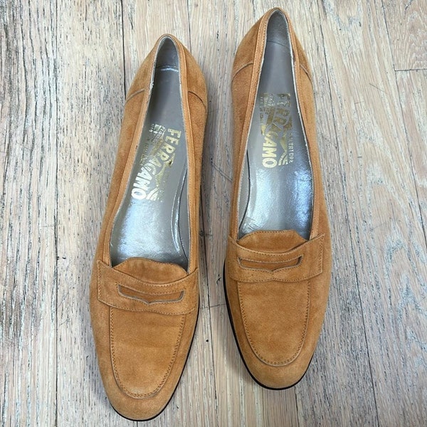 Vintage Salvatore Ferragamo suede tan narrow penny loafers 9