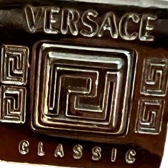 Fabulous Versace Classic Logo Vintage petite shor… - image 3