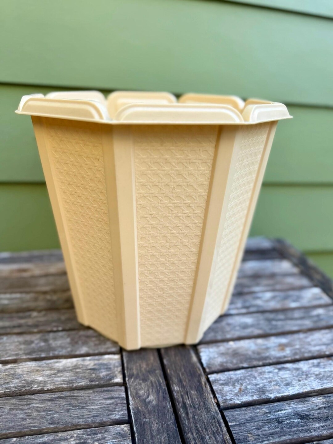 Vintage RUBBERMAID TRASH CAN Waste Bin Textured Cane Pattern Plastic - Etsy