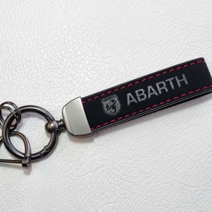 Portachiavi Abarth in pelle e alcantara con cordino logo Fiat accessori auto regalo per uomo compleanno natale