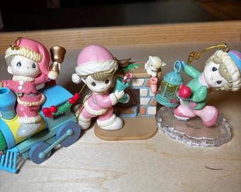Vintage Precious Moments 3 ornamentset