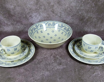 Johnson Brothers Petite Fleur Geschirr-Set - Klassisch florale Eleganz