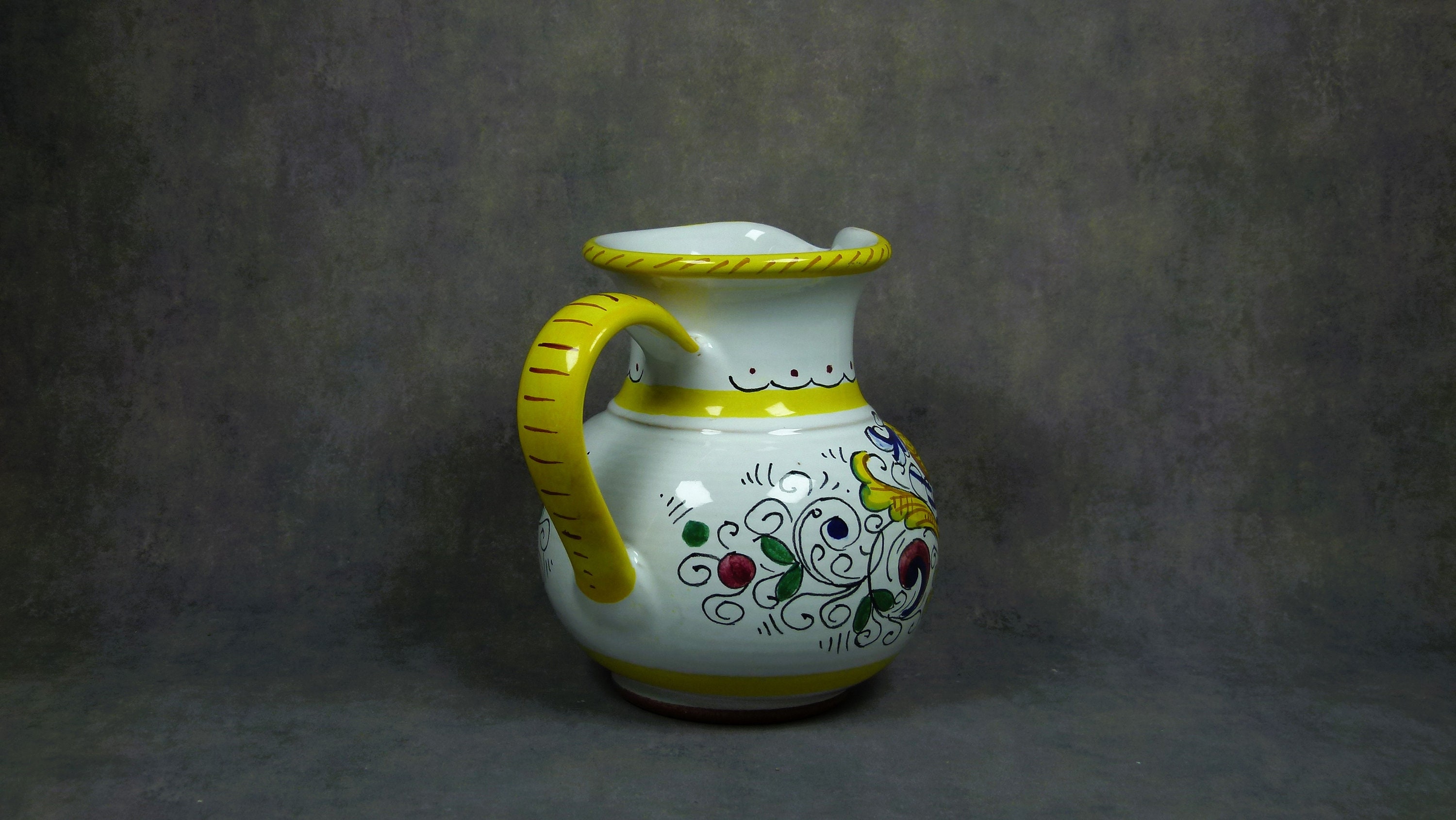 デルータ ピッチャー – ドラゴンをモチーフにした手作りのイタリア製