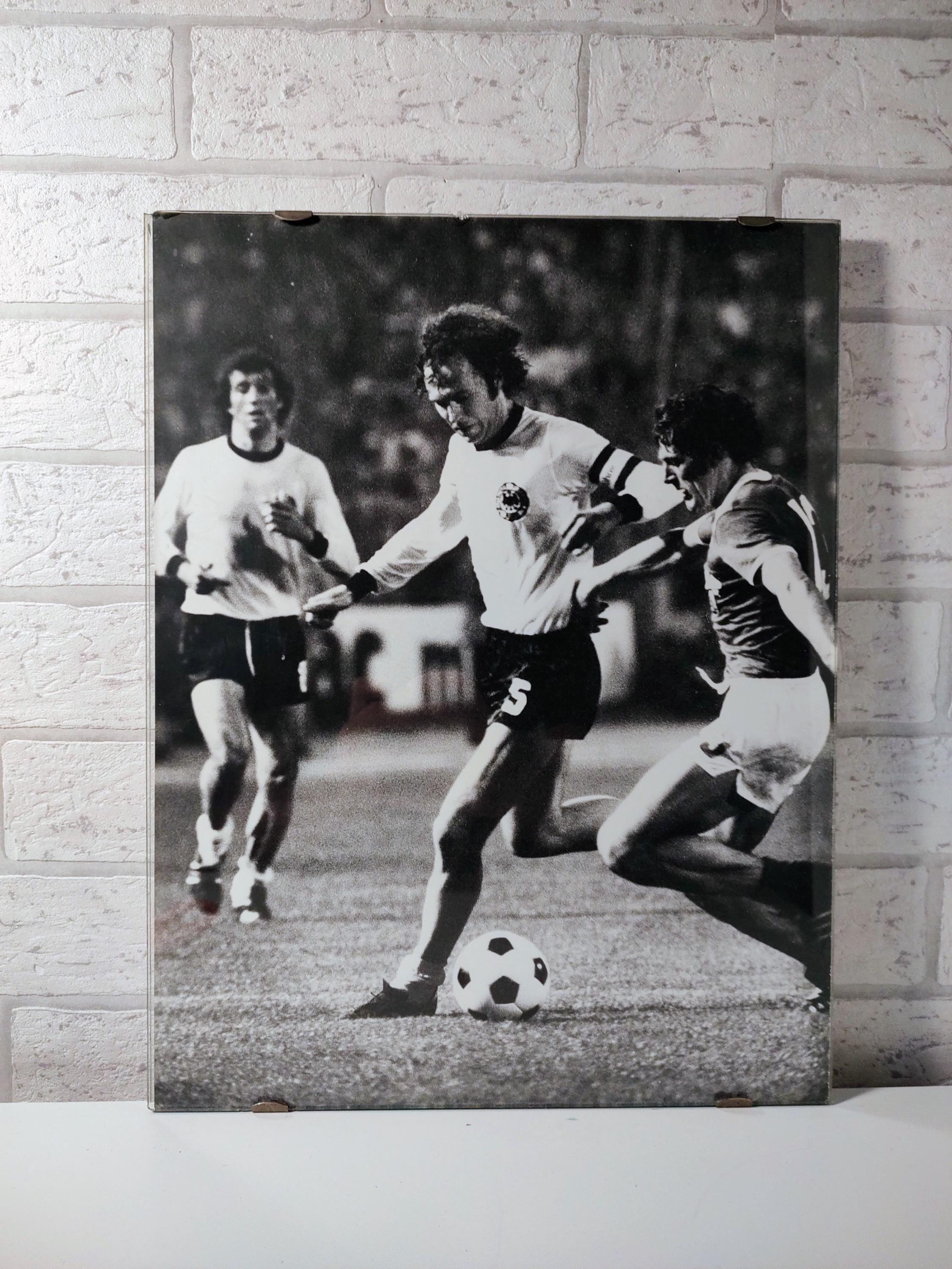 1974 FIFAワールドカップ 報道写真 – 東ドイツ対西ドイツ、ラウク 