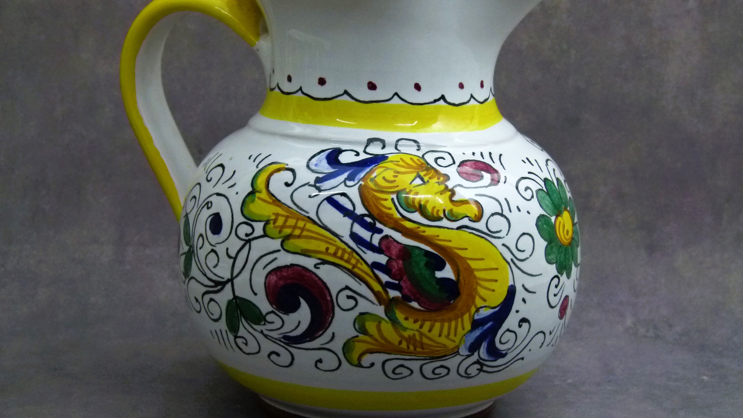 デルータ ピッチャー – ドラゴンをモチーフにした手作りのイタリア製