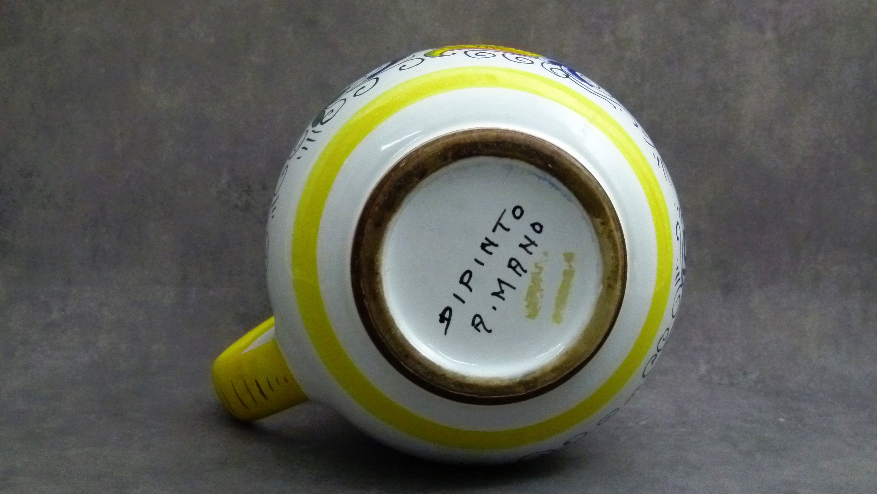 ヴィンテージ デルータ ピッチャー – ドラゴンモチーフの手作り