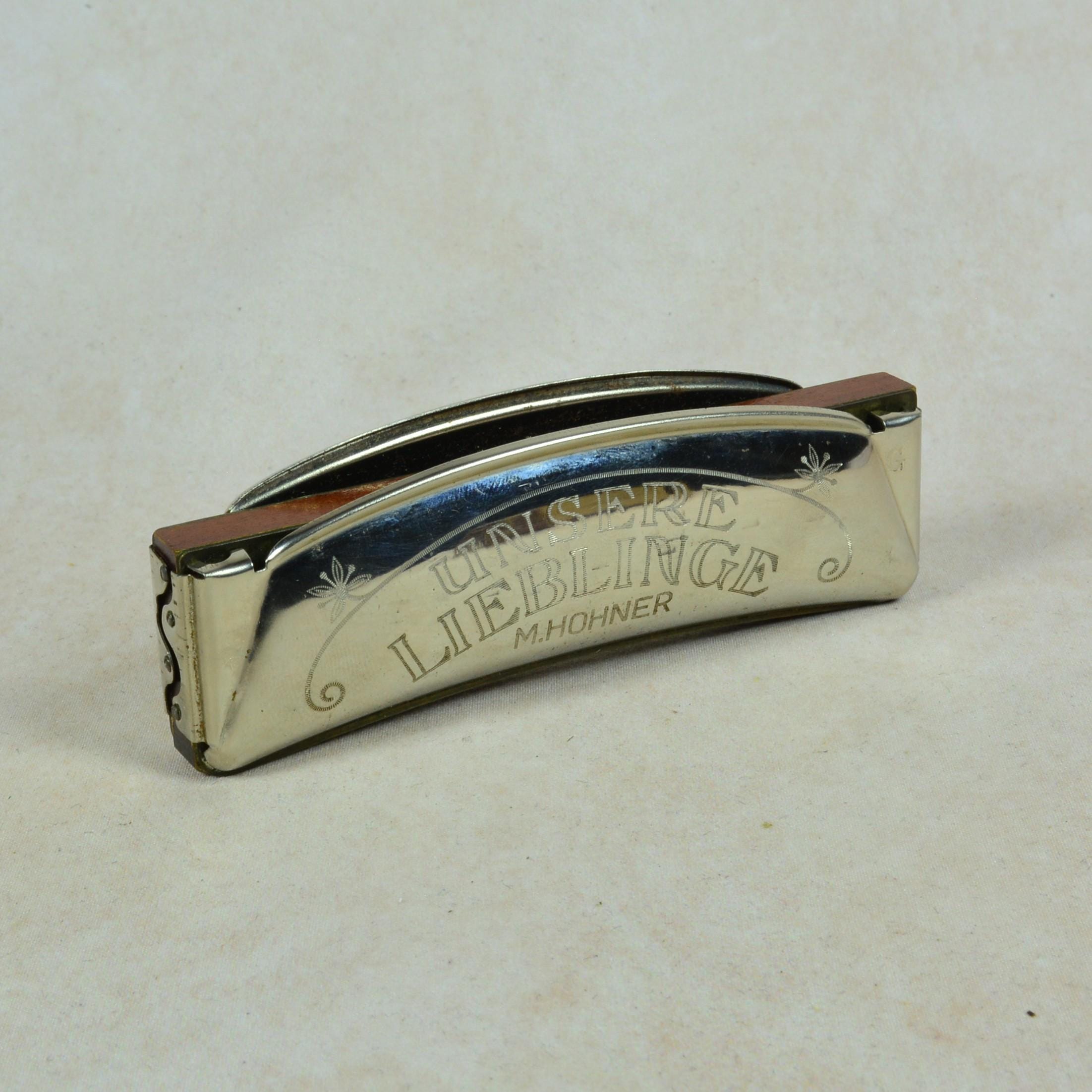 Hohner Unsere Lieblinge Harmonica – Mid-20th Century Collectible