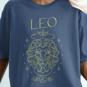 Koszulka z napisem „Lew” z zodiakiem, koszulka z astrologią i lwem, koszulka z horoskopem i lwem, koszulka z niebiańskim lwem, koszulka ze znakiem zodiaku „Lew”