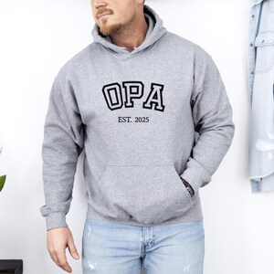 Sweat à capuche brodé Opa Est, sweat à capuche Opa personnalisé, cadeaux personnalisés, sweat à capuche personnalisé, pulls à col rond tendance pour homme, cadeaux pour maman