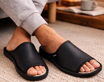 Pantuflas de casa cómodas de piel sin cordones para hombre en piel negra y punta abierta