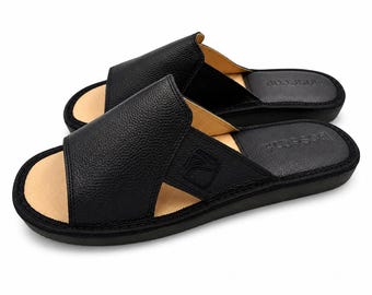 Men's leather slippers, wide house slippers, open-toe flip flops by Bosaco.