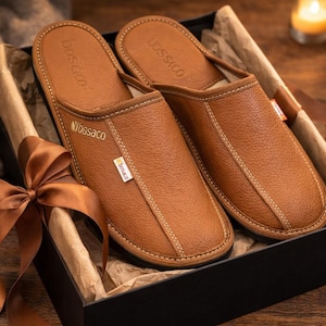 Handmade men's leather slippers - slip-on house shoes image 8