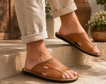 Men's Leather Slippers: Comfortable Personalised Slippers for Home, Cosy Toes Bosaco