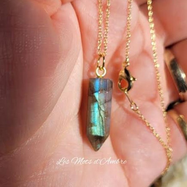 Collier et pendentif pointe en pierre naturelle LABRADORITE