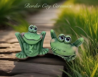 FROG productps トイブリック　カヌー Spring - Clay Magic - “chit & Skip Frogs” - Ready to Paint