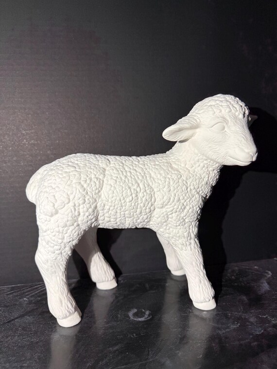 Animals - Lamb Standing - 11” Tall - Vintage 1988 Scioto - Ready