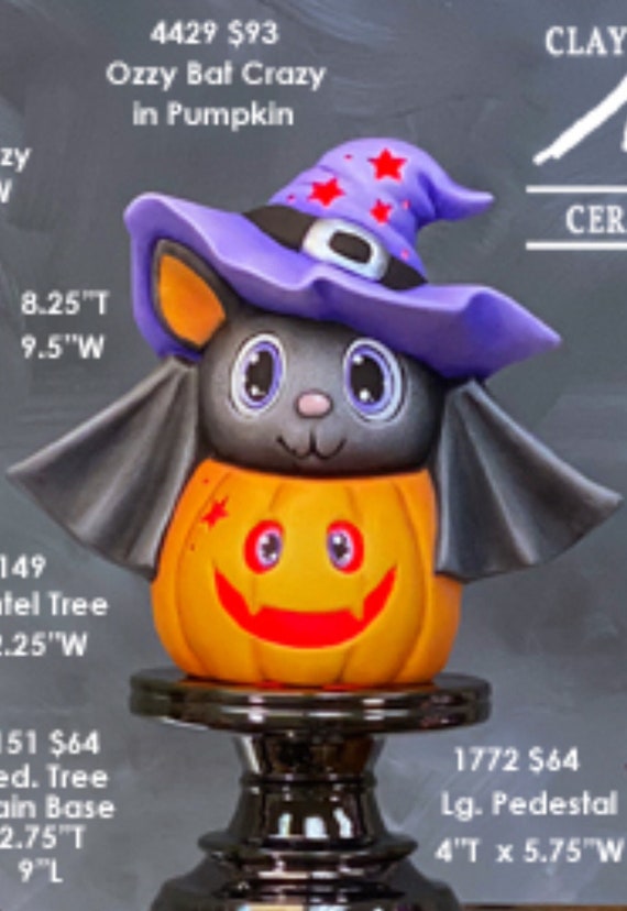 Halloween - Clay Magic - “ozzy Bat Crazy in Pumpkin” - 4429