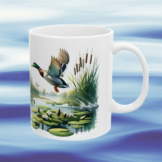 Realistic Mallard Duck Mug, Ideal for Coffee Lovers (11 oz), ft for Nature Enthusiasts: 11 oz Coffee Cup with Stunning Mallard Duck Artwork.