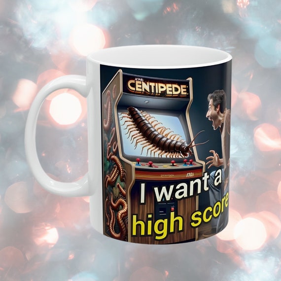 Atari centipede coffee mug, centipede photo art, coffee mug scary art, scary centipede art, coffee mug animal photo, scary coffee mug art