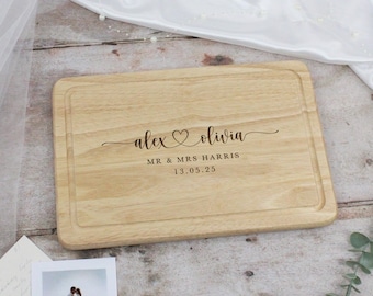 Wedding Gift Wooden Couples Chopping Board, Personalised Mr & Mrs Gift, Bride and Groom Names Newlywed Engraved 5th Anniversary Gift Wood