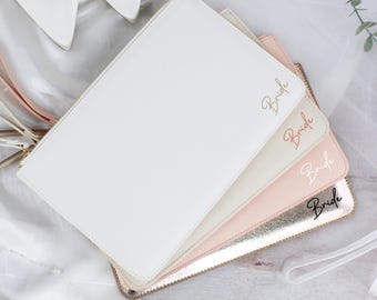 Bolsa de mão personalizada para noiva, em couro PU, com alça de pulso. Ideal para o dia do casamento.