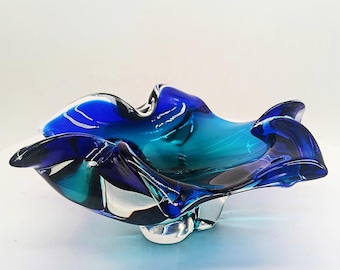 Stor askkopp eller catch-all i Murano-glas, 1960-talet. Tillverkad i Italien.