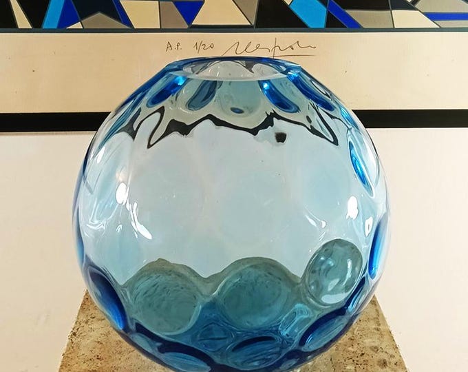 Featured listing image: 1970s Stunning Vase hand-worker in Murano Glass. Made in Italy