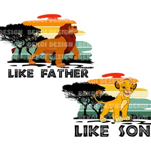 Peut inclure: Une illustration de style vintage d'un lion et d'un lionceau dans un décor de savane. Le lion se tient sur une colline herbeuse avec un coucher de soleil derrière lui. Le lionceau se tient sur une colline similaire avec un coucher de soleil derrière lui. Le texte "Like Father Like Son" est écrit sous les images.
