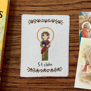 Punto de cruz católico San Juan Apóstol Educación en casa católica Vida litúrgica Regalo católico para niños Patrón de punto de cruz de San Juan en PDF