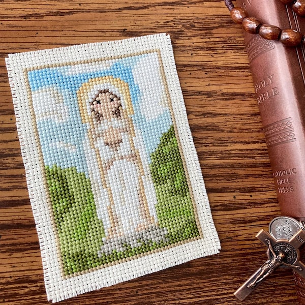 Punto de cruz católico Punto de cruz de María católica Patrón de punto de cruz de Nuestra Señora de Fátima Santa católica Punto de cruz María Fátima PDF