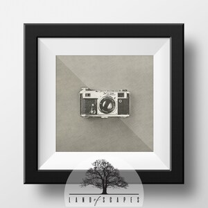 Vintage Style Camera Print | Photography Lover Art | Retro Camera Art Print | Printable Home Decor | Downloadable Art