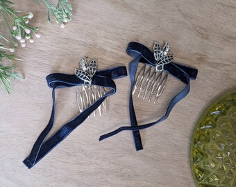 Silver Vintage Inspired Bow Hair Combs Pair with Retro Leaf Design Elements Upcycled Ornate Handmaid Accessory for Events