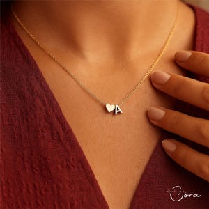 Custom Letter Pendant Necklace, Dainty Initial Necklace with Heart, Women Everyday Jewelry Gift, Monogram Initial Necklace with Heart Charm