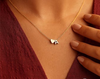 Custom Letter Pendant Necklace, Dainty Initial Necklace with Heart, Women Everyday Jewelry Gift, Monogram Initial Necklace with Heart Charm